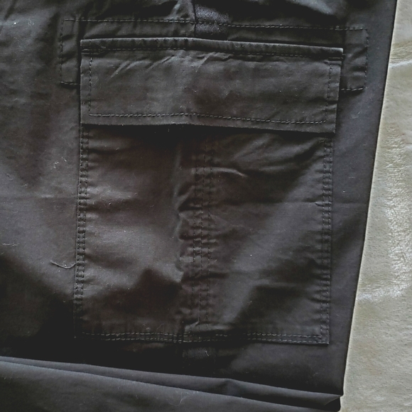 DKNY Black Cargo Joggers with Adjustable Drawstring Hem--NEW--28/8 - Picture 9 of 15